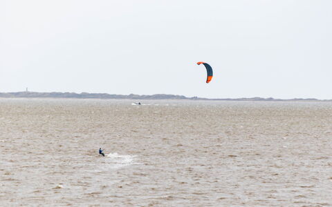 Norddeich 157: Himmel, Wasser, Sportausrüstung, Sport, Horizont, Wind Wave, Erholung