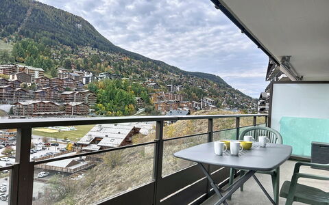 Nendaz 571: Wohnung, Balkon, Urban Design, Gebirge, Bergstation, Eigentumswohnung, Alpen, Grat, Bergdorf
