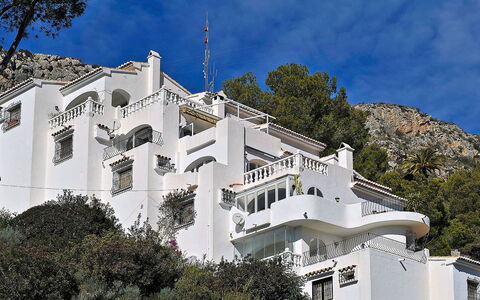 La Colina: Eigentum, Haus, Die Architektur, Gebäude, Wahrzeichen, Grundeigentum, Himmel, Zuhause, Villa, Estate