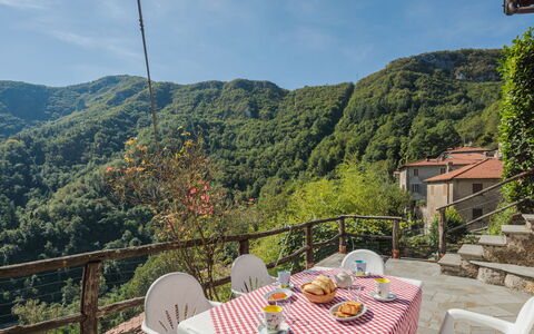 Da Franca: Himmel, Tabelle, Wolke, Möbel, Pflanze, Berg, Stuhl, Natur, Tisch Im Freien, Gartenmöbel