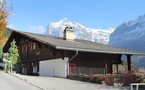 Chalet Shangri la: Berg, Bergforms, Gebirge, Eigentum, Haus, Dach, Gebäude, Alpen, Die Architektur, Grundeigentum