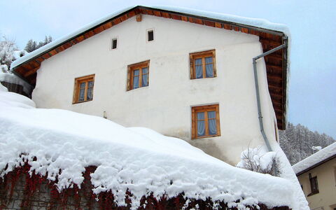 Ferienhaus Döss: Gebäude, Himmel, Daytime, Eigentum, Schnee, Fenster, Haus, Ast, Die Architektur, Steigung