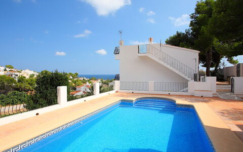 Dulcinea: Eigentum, Schwimmbad, Gebäude, Grundeigentum, Haus, Villa, Himmel, Wohnung, Urlaub, Freizeit