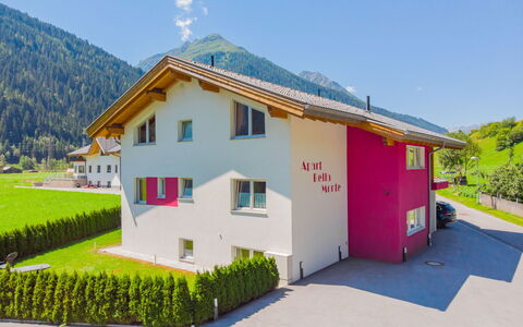 Pettneu am Arlberg 280: Pflanze, Himmel, Gebäude, Eigentum, Fenster, Baum, Haus, Grundstueck, Steigung, Berg