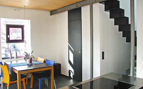 Albergo Centro: Zimmer, Eigentum, Gebäude, Interior Design, Wand, Decke, Möbel, Fussboden, Tür, Haus