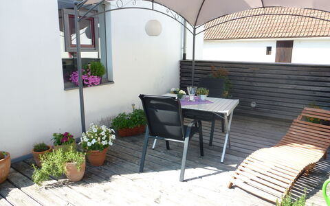 Albergo Centro: Pflanze, Möbel, Gebäude, Blume, Eigentum, Blumentopf, Zimmerpflanze, Tabelle, Stuhl, Gartenmöbel