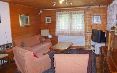 Verena: Zimmer, Möbel, Eigentum, Gebäude, Interior Design, Decke, Kabine, Haus, Fussboden, Hartholz