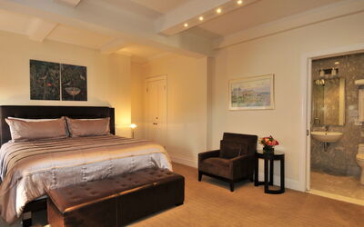 Unterkunft:&nbsp;Manhattan Residence 100.28