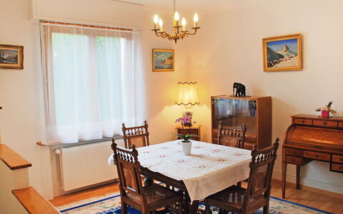 5, Chemin de la Pralay: Zimmer, Eigentum, Möbel, Esszimmer, Interior Design, Tabelle, Gebäude, Grundeigentum, Fussboden, Haus