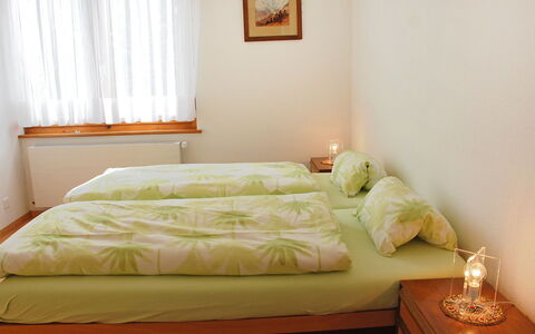 5, Chemin de la Pralay: Möbel, Schlafzimmer, Bett, Zimmer, Eigentum, Bettrahmen, Bettdecke, Bedding, Matratze, Interior Design