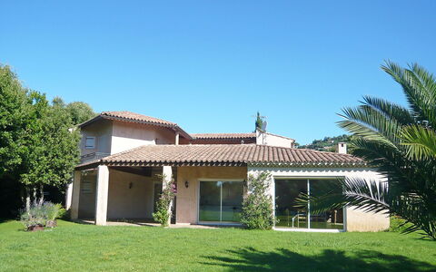 Cassou: Eigentum, Zuhause, Haus, Gebäude, Grundeigentum, Wohngebiet, Estate, Villa, Dach, Grundstueck