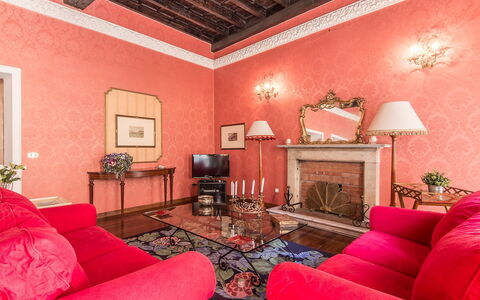 Spanish Steps: Zimmer, Eigentum, Rosa, Rot, Interior Design, Möbel, Wohnzimmer, Wand, Gebäude, Decke