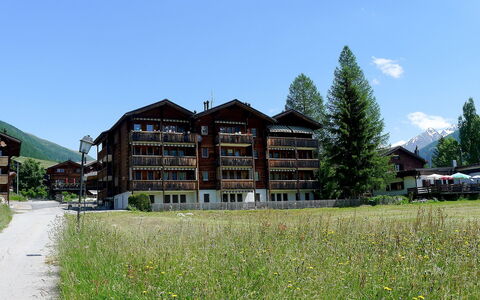 Diana: Eigentum, Haus, Gebäude, Die Architektur, Grundeigentum, Gras, Grundstueck, Wohngebiet, Zuhause, Estate