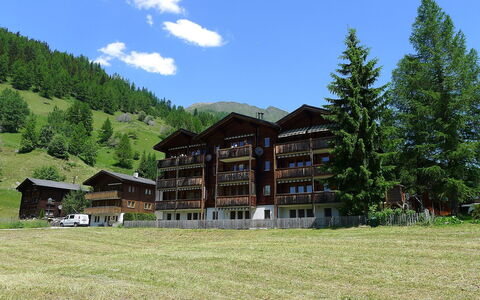 Diana: Eigentum, Natürliche Landschaft, Haus, Berg, Zuhause, Baum, Gebäude, Himmel, Die Architektur, Gebirge