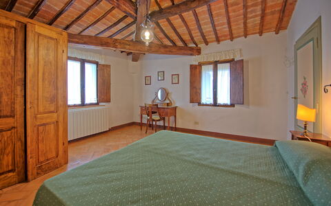 San Donnino: Zimmer, Eigentum, Schlafzimmer, Gebäude, Möbel, Decke, Bett, Haus, Interior Design, Grundeigentum