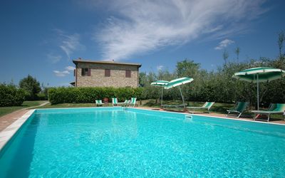 Massi - San Gimignano, Toskana, Italien - Massi b