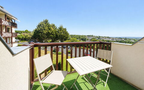 Deauville-Trouville 175: Wohnung, Balkon, Eigentumswohnung, Holzbeize, Hotel, Resort, Eco Hotel, Villa, Penthouse