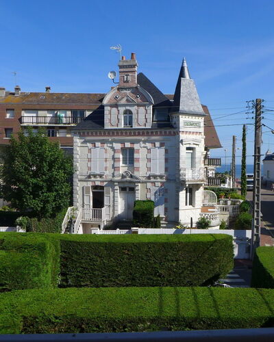 Le Manoir du Casino: Wohngebiet, Eigentum, Gebäude, Estate, \Stadt, Zuhause, Nachbarschaft, Haus, Die Architektur, Villa