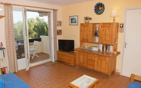 Saint Cyr sur Mer la Madrague 100: Zimmer, Eigentum, Möbel, Gebäude, Haus, Grundeigentum, Fussboden, Interior Design, Wohnzimmer, Zuhause