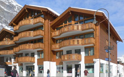 Zermatt 230: Gebäude, Die Architektur, Eigentum, Mischnutzung, Haus, \Stadt, Wohnung, Grundeigentum, Fassade, Eigentumswohnung