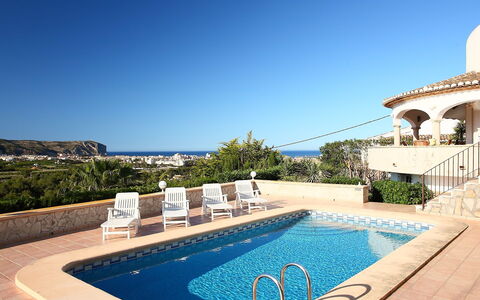Sara: Schwimmbad, Eigentum, Grundeigentum, Haus, Gebäude, Azurblau, Estate, Resort, Villa, Urlaub