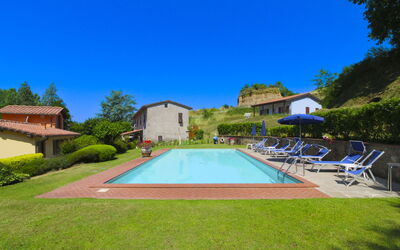 Le Balze: Schwimmbad, Menschliche Siedlung, Hütte, Estate, Bauernhaus, Hazienda, Eco Hotel, Resort, Dorf, Villa