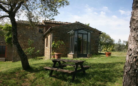 Agriturismo Bevignano: Eigentum, Haus, Baum, Hütte, Gebäude, Ländliches Gebiet, Gras, Zuhause, Grundeigentum, Landschaft