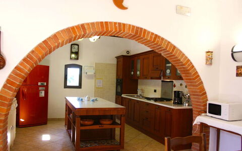 Casa Felice: Zimmer, Eigentum, Bogen, Gebäude, Die Architektur, Möbel, Interior Design, Haus, Grundeigentum, Tabelle