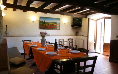 Borgo Antico: Zimmer, Gebäude, Eigentum, Restaurant, Tabelle, Interior Design, Esszimmer, Möbel, Haus, Grundeigentum