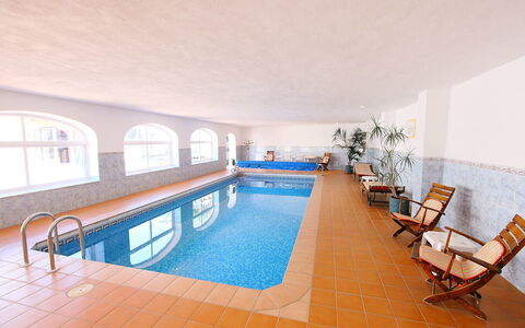 Casa Gran Sorolla: Schwimmbad, Eigentum, Gebäude, Zimmer, Interior Design, Fussboden, Haus, Grundeigentum, Möbel, Die Architektur