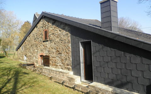 Ma Campagne: Himmel, Pflanze, Gebäude, Fenster, Baum, Grundstueck, Holz, Die Architektur, Hütte, Gras