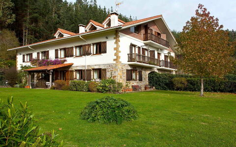 Urdaibai: Eigentum, Haus, Zuhause, Estate, Gebäude, Grundeigentum, Villa, Bauernhaus, Villa, Die Architektur