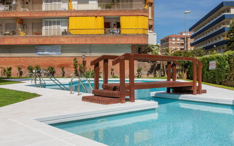 Las Americas: Schwimmbad, Die Architektur, Wohngebiet, Wohnung, Verbundwerkstoff, Eigentumswohnung, Resort, Schatten, Holzbeize, Eco Hotel