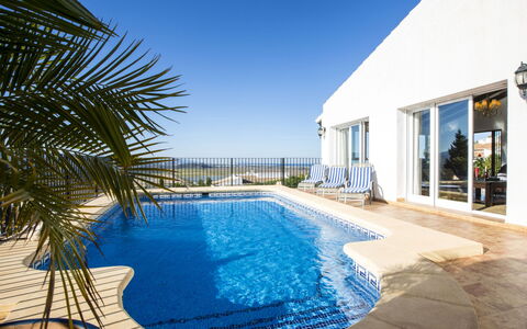 Isabel: Eigentum, Schwimmbad, Grundeigentum, Haus, Gebäude, Zuhause, Resort, Die Architektur, Urlaub, Estate
