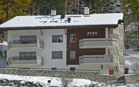 Alba: Eigentum, Haus, Schnee, Winter, Zuhause, Dach, Gebäude, Grundeigentum, Die Architektur, Hütte