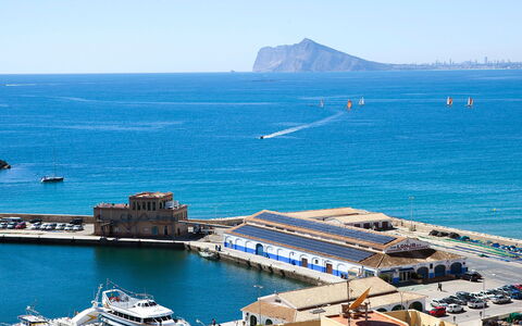 Turquesa Beach 03: Meer, Küste, Himmel, Azurblau, Ozean, Tourismus, Küsten Und Ozeanische Forms, Urlaub, Fahrzeug, Sommer
