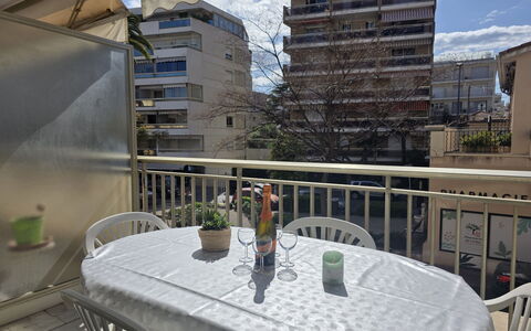 Presqu'Ile: Wohnung, Balkon, Eigentumswohnung, Hotel, Resort, Ferienort, Hazienda, Villa, Strandresort
