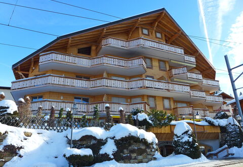 Villars 785: Himmel, Gebäude, Eigentum, Schnee, Fenster, Haus, Steigung, Urban Design, Eigentumswohnung, Nachbarschaft
