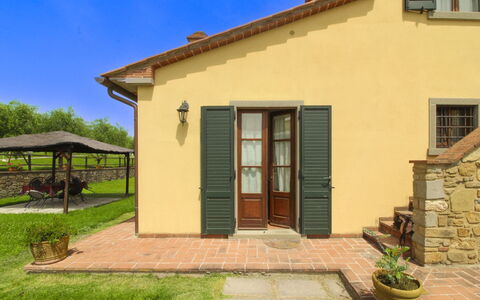 Podere Marcigliano: Tür, Haus, Zuhause, Hütte, Home Door, Garten, Schatten, Bauernhaus, Zimmerpflanze, Veranda