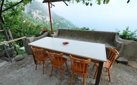 Dea Afrodite: Eigentum, Tabelle, Zimmer, Möbel, Haus, Grundeigentum, Gebäude, Urlaub, Resort, Villa