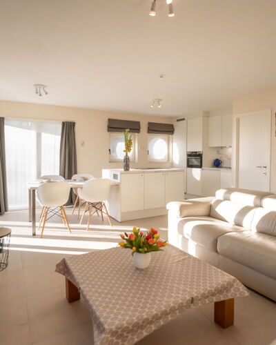 Athene 002 with Parking 300.35