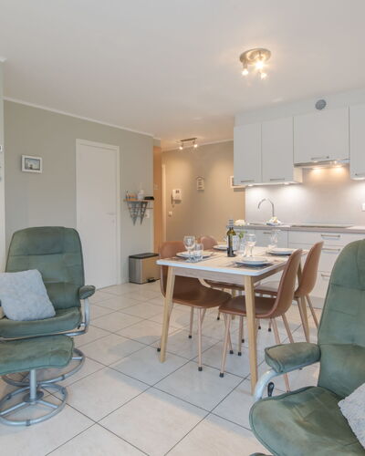 Estepona with Parking 300.25