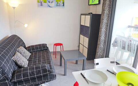 Les Terrasses du Ponant: Zimmer, Eigentum, Interior Design, Möbel, Haus, Gelb, Gebäude, Grundeigentum, Wohnzimmer, Fussboden