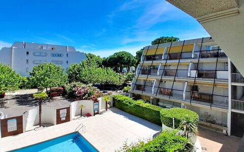 Les Terrasses du Ponant: Wohnung, Eigentumswohnung, Schatten, Landscaping, Resort, Hotel, Balkon