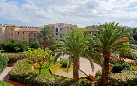 L'Annonciade: Wohngebiet, Zuhause, Resort, Estate, Wohnung, Hazienda, Garten, Schwimmbad, Schatten