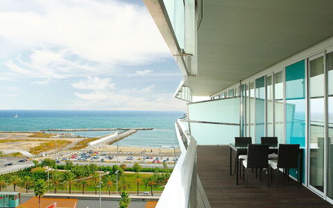 Diagonal Mar: Balkon, Eigentum, Gebäude, Die Architektur, Haus, Grundeigentum, Wohnung, Himmel, Zuhause, Meer
