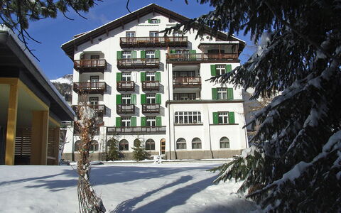 Haus Altein Apartment Nr. 4: Eigentum, Schnee, Gebäude, Zuhause, Winter, Haus, Grundeigentum, Estate, Die Architektur, Villa