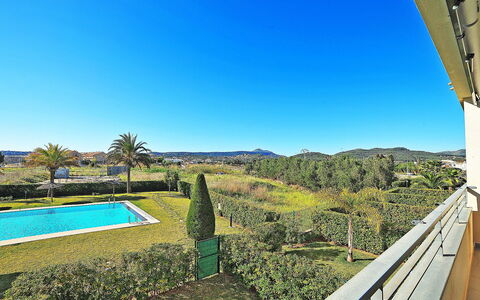 Isleta Marina: Eigentum, Himmel, Grundeigentum, Natürliche Landschaft, Haus, Azurblau, Schwimmbad, Urlaub, Die Architektur, Gras
