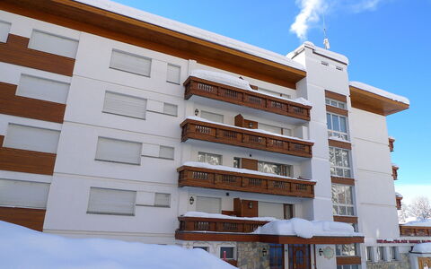 Résidence Christina Apt. 305: Eigentum, Wohnung, Gebäude, Die Architektur, Haus, Winter, Wohngebiet, Grundeigentum, Schnee, Eigentumswohnung