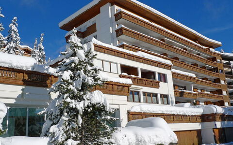 Résidence Christina Apt. 305: Schnee, Eigentum, Die Architektur, Winter, Gebäude, Grundeigentum, Haus, Zuhause, Wohnung, Baum